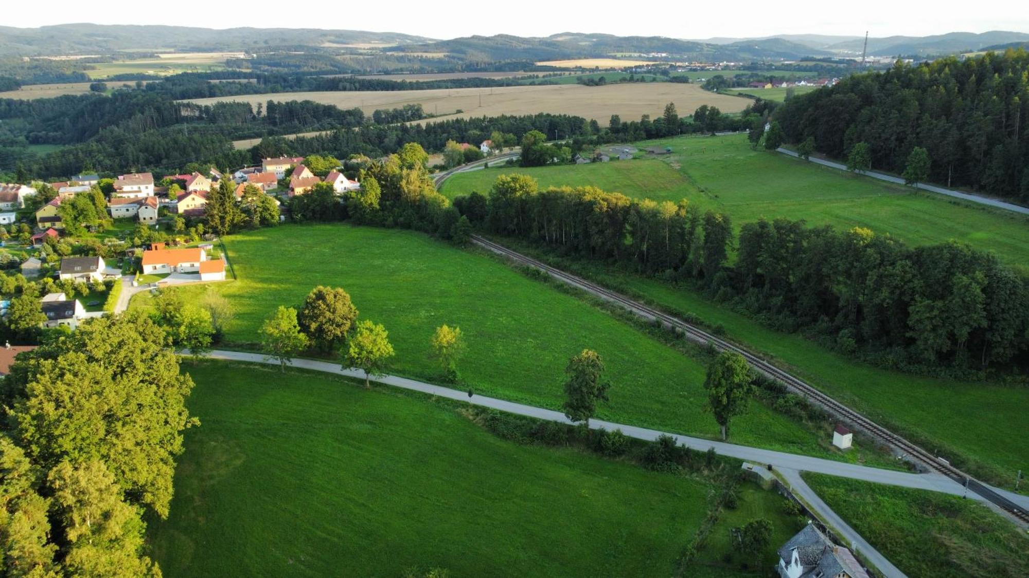 Penzion Na Podlesí ve Zlaté Koruně Zlatá Koruna Esterno foto