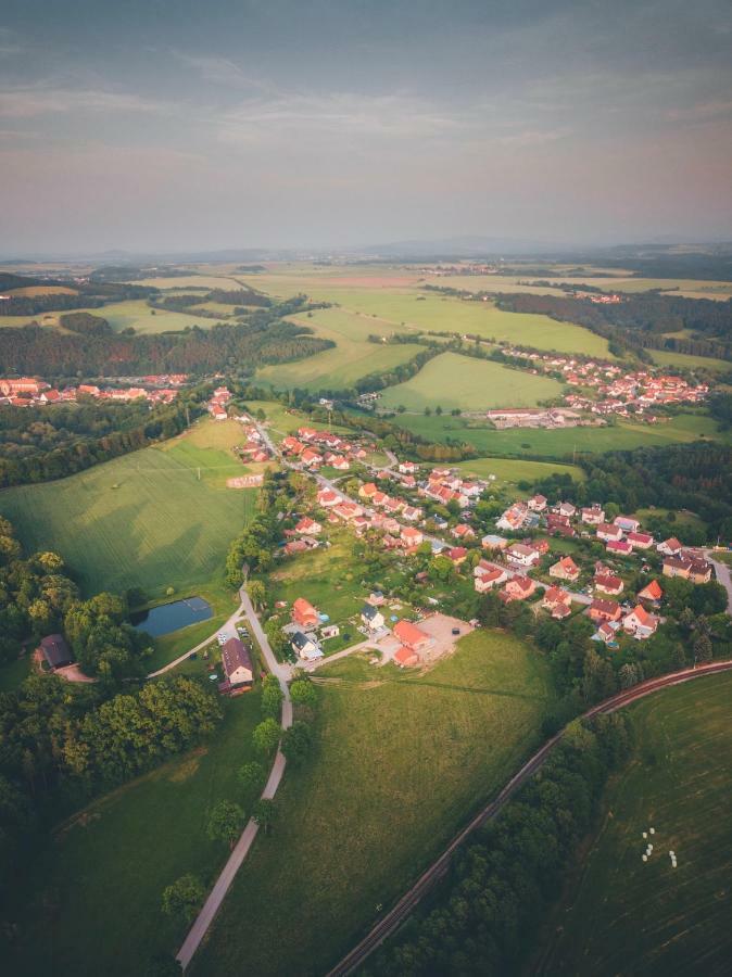 Penzion Na Podlesí ve Zlaté Koruně Zlatá Koruna Esterno foto